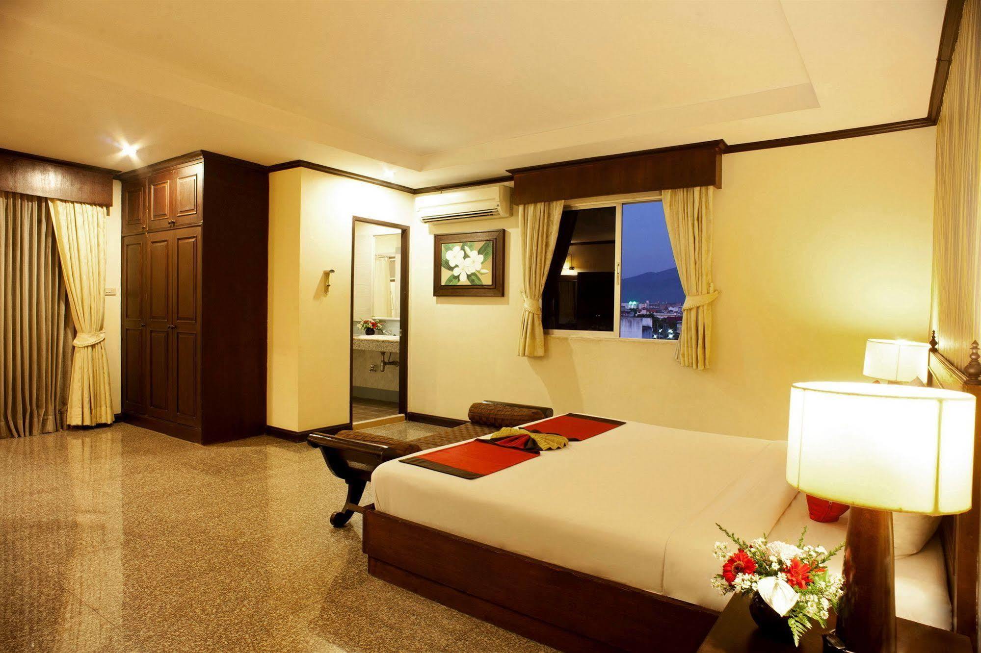 Royal Peninsula Hotel Chiangmai Chiang Mai Dış mekan fotoğraf