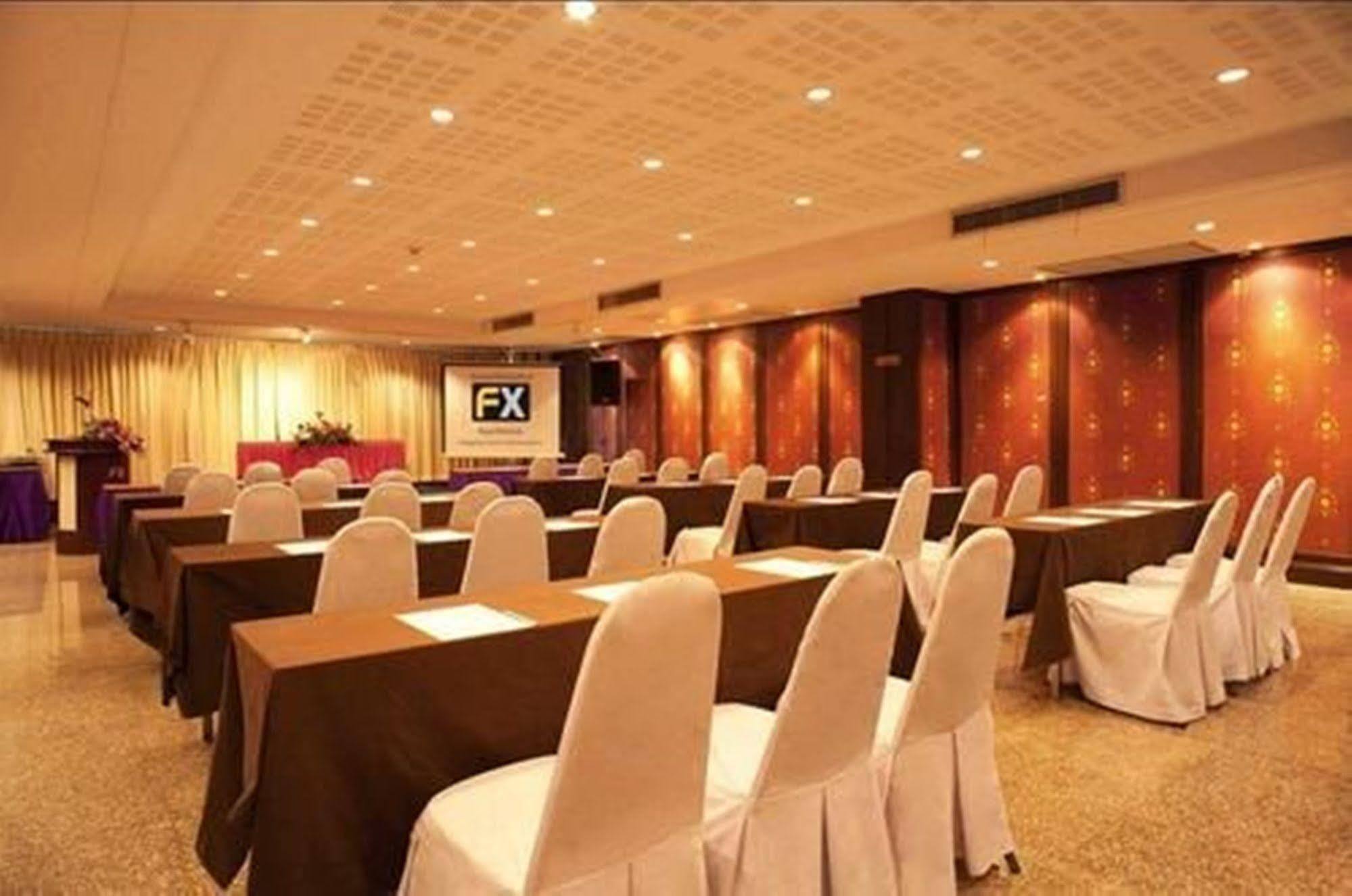Royal Peninsula Hotel Chiangmai Chiang Mai Dış mekan fotoğraf